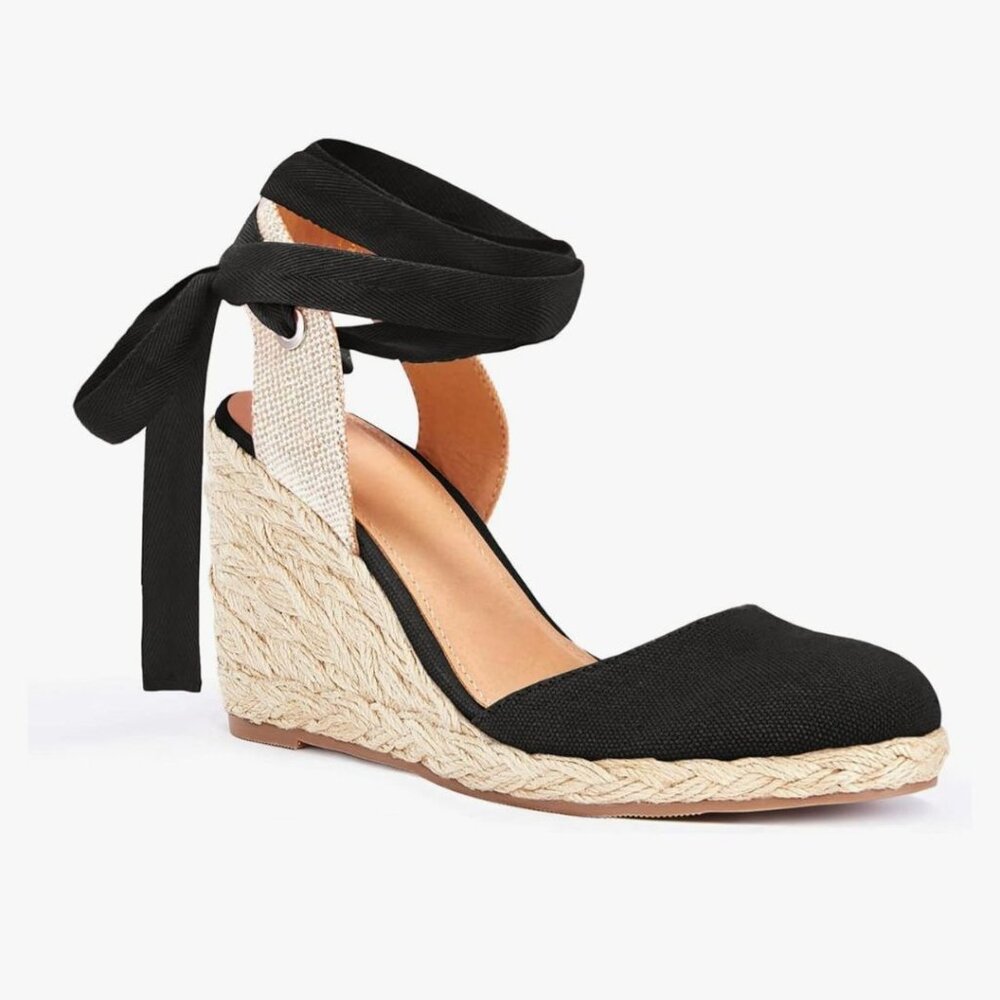 -Juliet Holy Womens Lace up Espadrilles in black